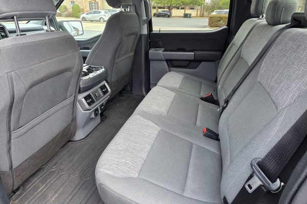 Admin_Interior Back Seat